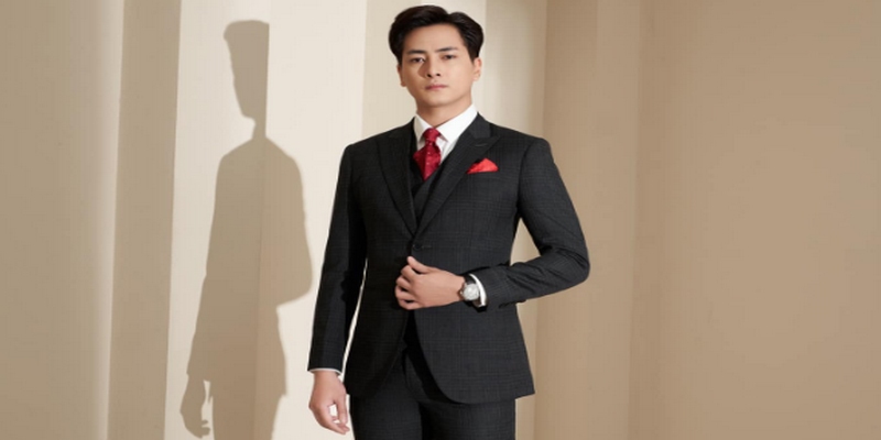 Tác giả Nguyễn Văn Dương được biết đến là người chèo lái đứng đầu của Iwin